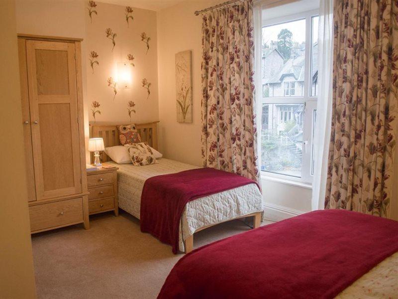 Birchleigh Guest House Grange-over-Sands Exteriér fotografie