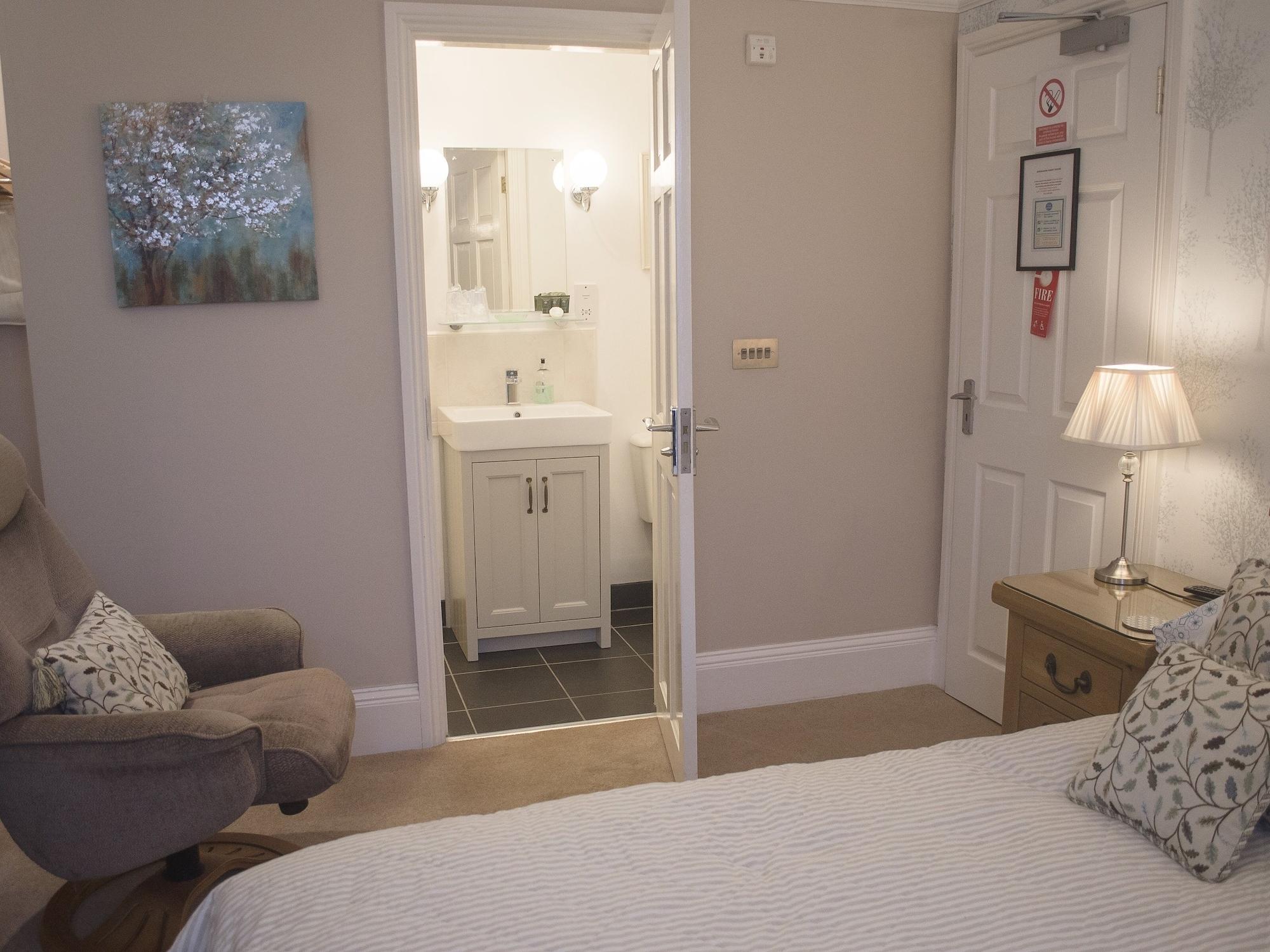 Birchleigh Guest House Grange-over-Sands Exteriér fotografie