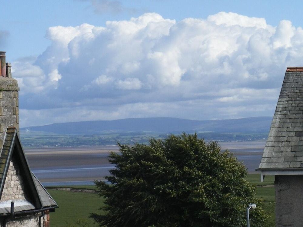 Birchleigh Guest House Grange-over-Sands Exteriér fotografie