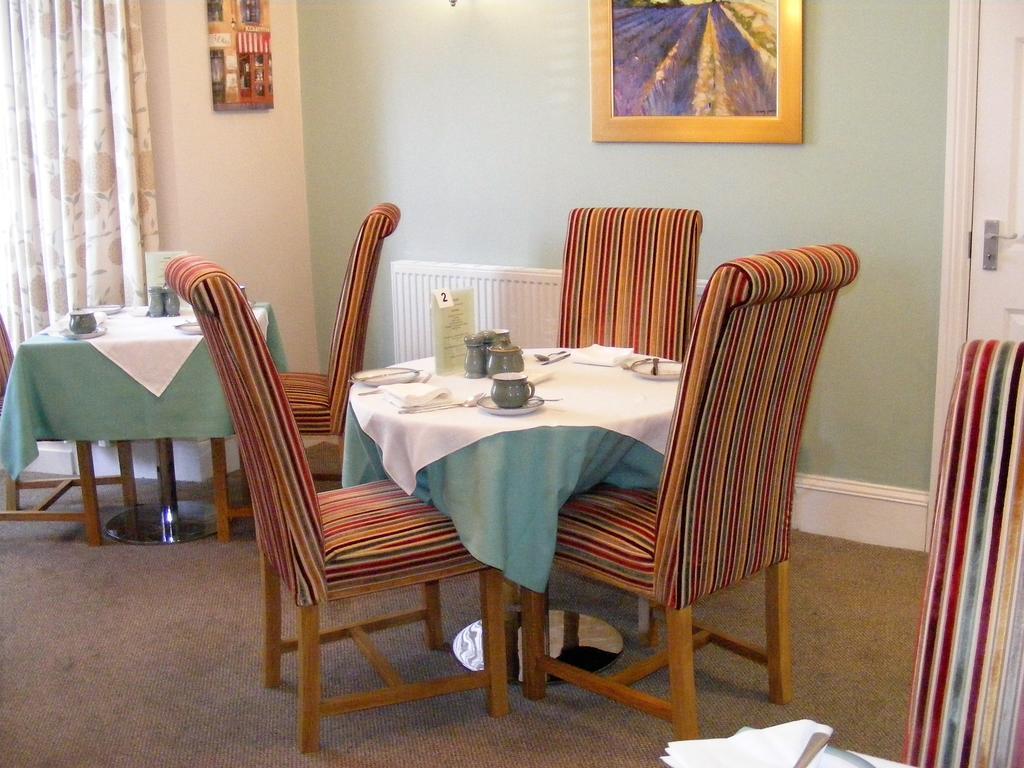 Birchleigh Guest House Grange-over-Sands Exteriér fotografie