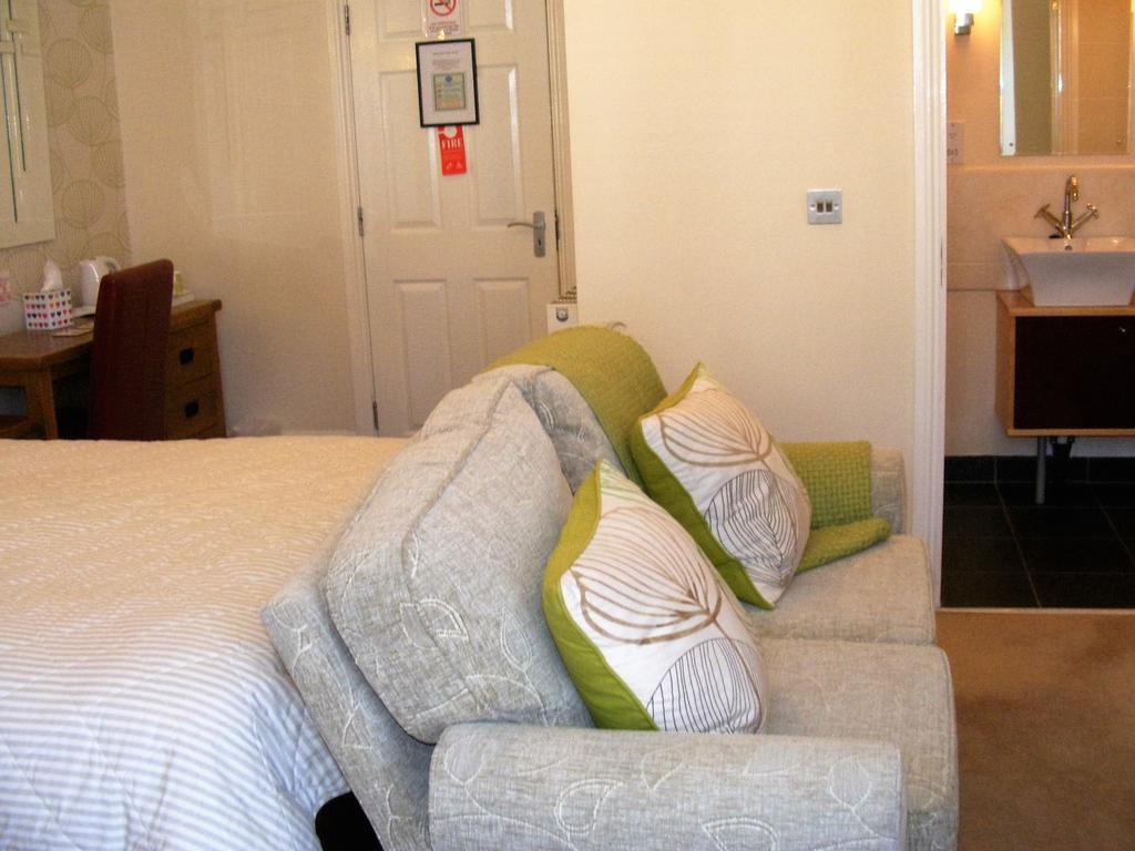 Birchleigh Guest House Grange-over-Sands Exteriér fotografie
