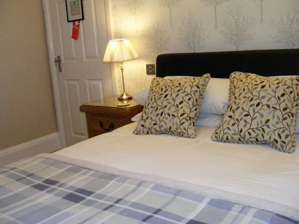 Birchleigh Guest House Grange-over-Sands Exteriér fotografie